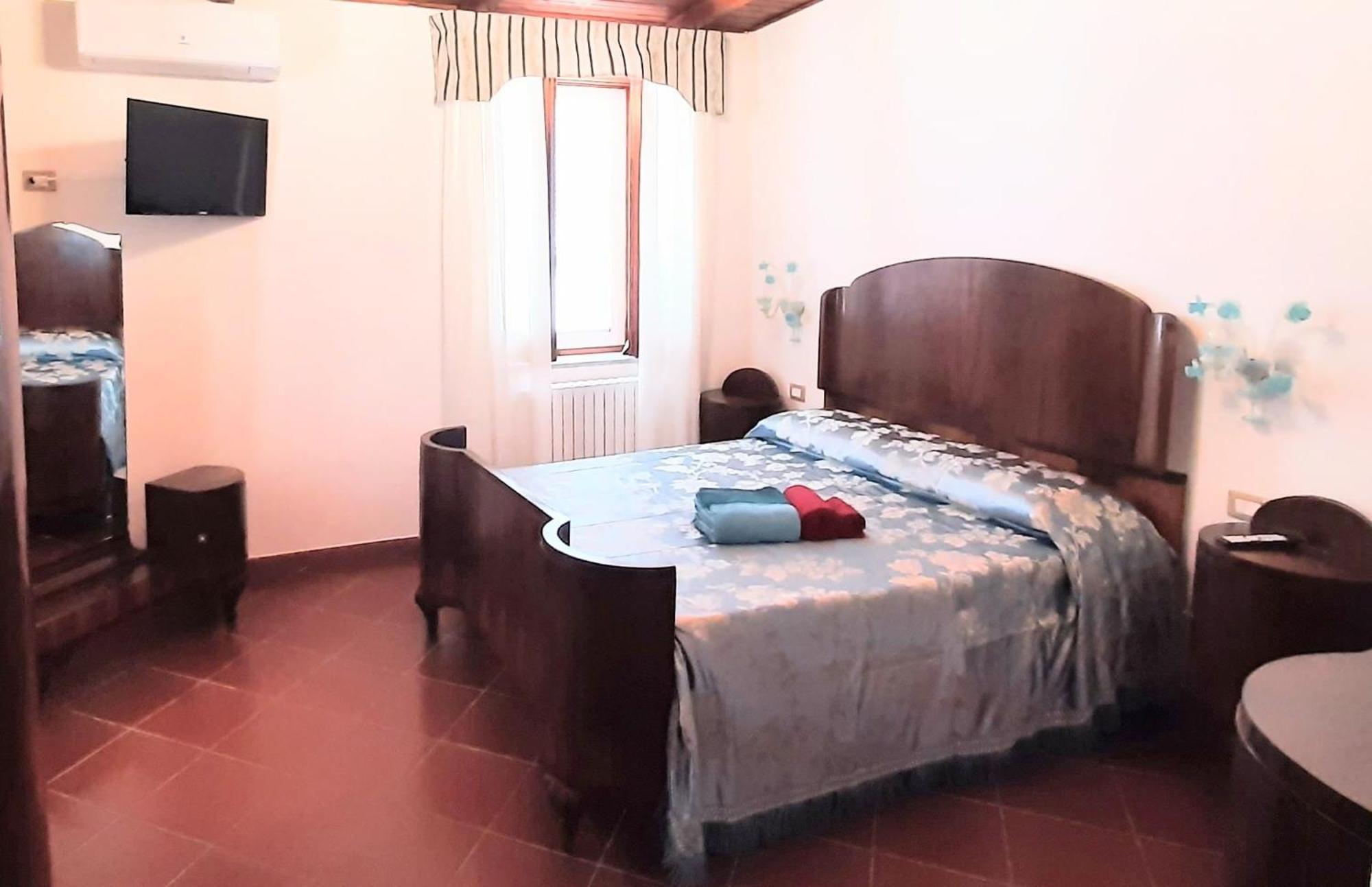 Casale Battaglini Bed and Breakfast Castelnuovo Cilento Eksteriør billede